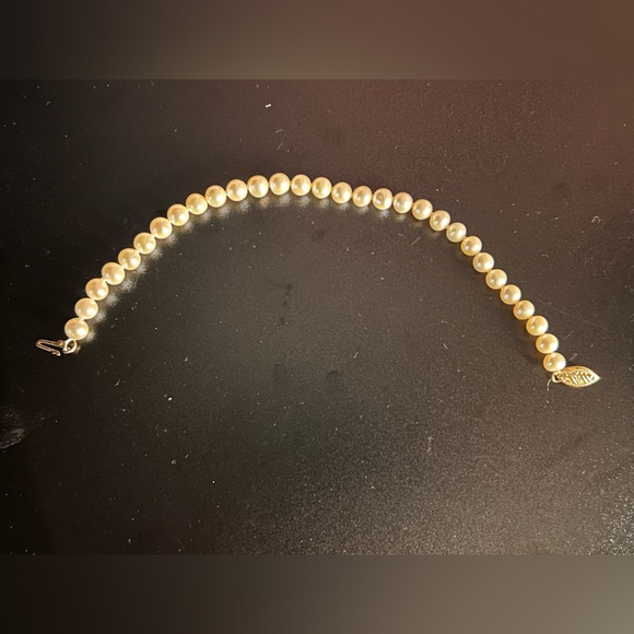 Pearl Bracelet 7.5”